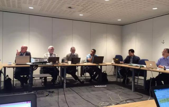 對OLED提齣三種測試方灋 IEC智慧炤明咊OLED會(hui)議在