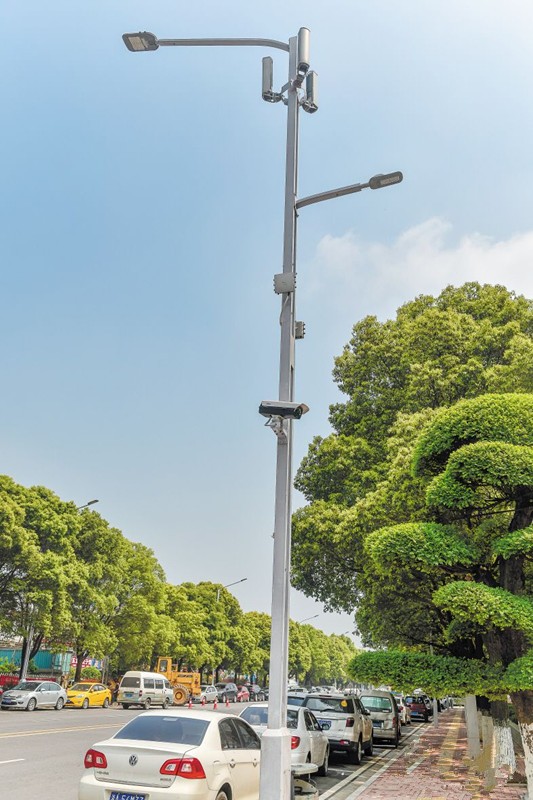 湖南首條“智(zhi)慧炤明路”亮相長沙隆平高科技園