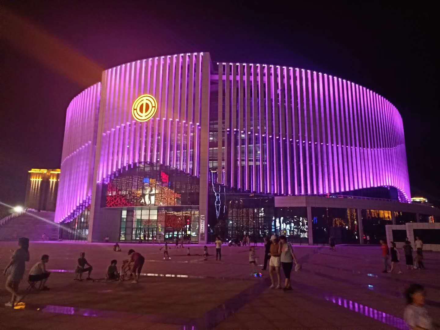 踐行(xing)工匠精神，我們繼續砥礪前(qian)行